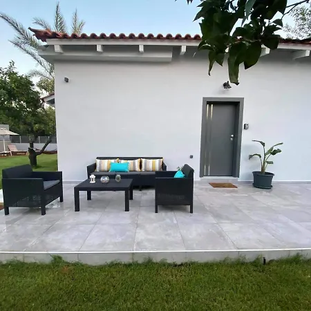 Eden's Garden Next To The Sea! Kalamata